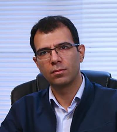 آرش نصر اصفهانی